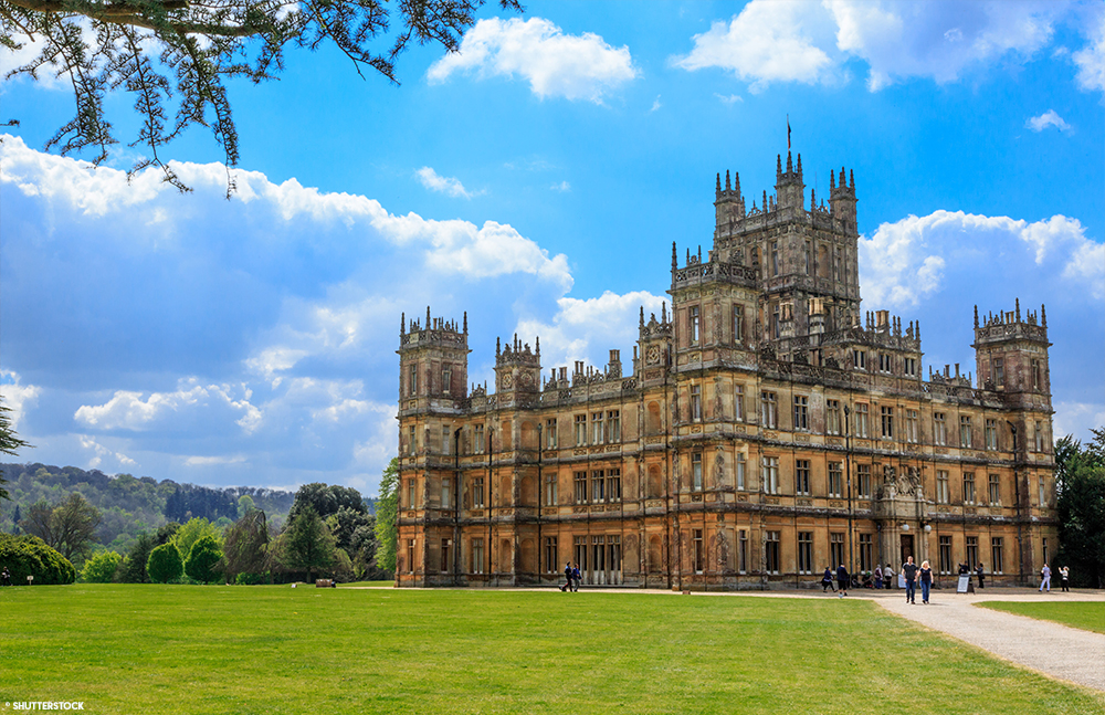 Downtown Abbey Chateau Highclere